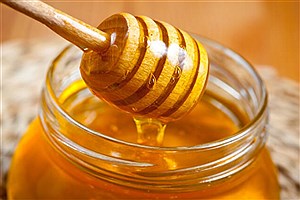 نقش عسل در بهبود علائم تنفسی به ویژه سرفه