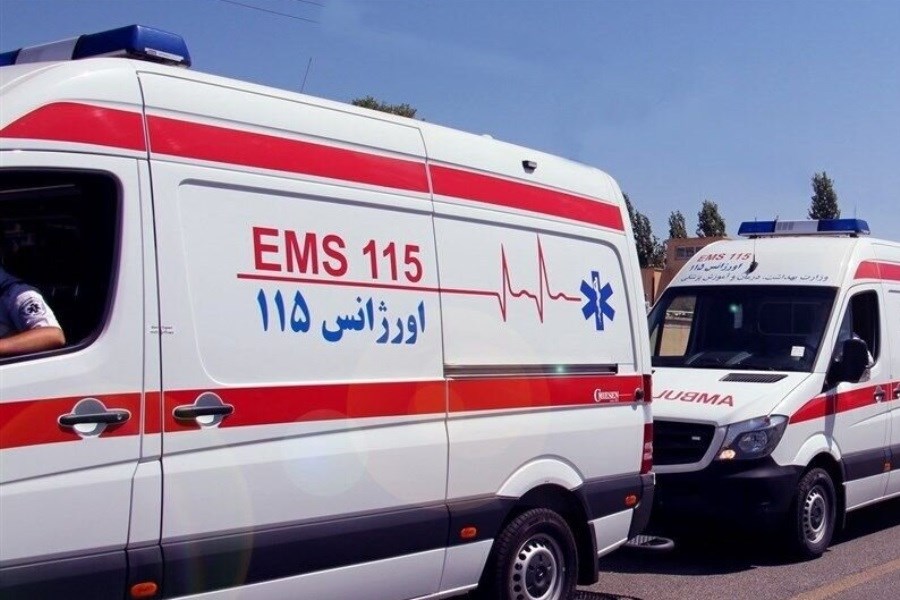 تصویر یک آمبولانس در اتوبان واژگون شد&#47; ۲ نفر فوتی و مجروح