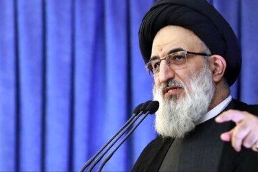 تصویر انتقاد امام جمعه کرج از بی‌تفاوتی دولتی‌ها به حجاب