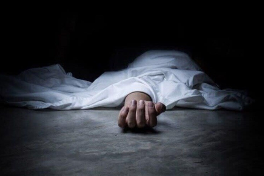 تصویر یک زن بر اثر جراحی زیبایی در مشهد فوت شد