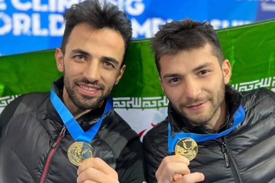 سکوی اول و دوم جهان زیر پای مردان یخی ایران