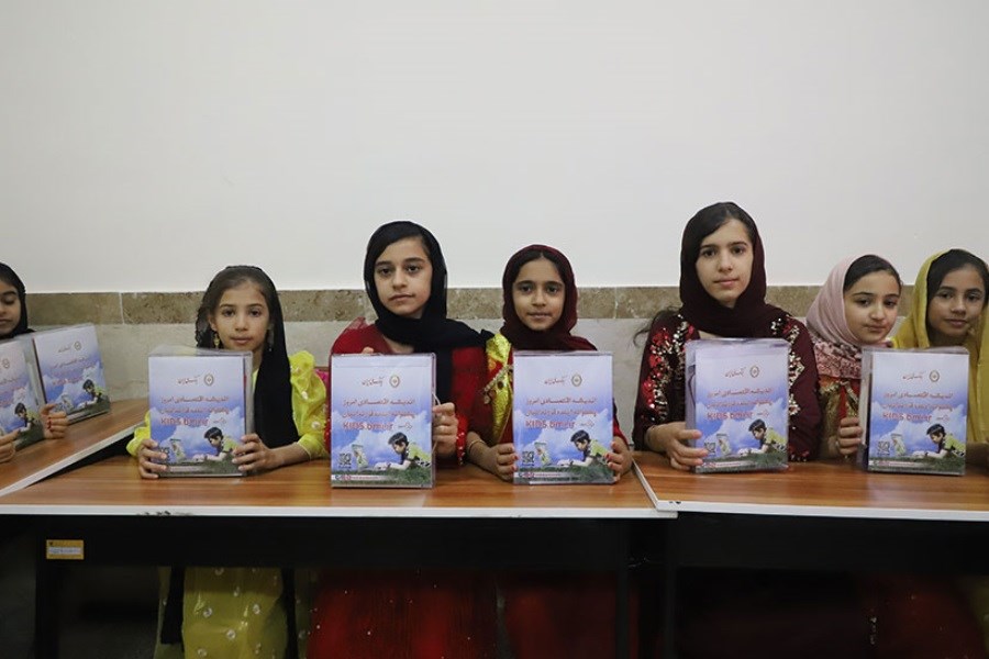 تصویر مدرسه ۳ کلاسه شهدای بانک ملی ایران در روستای مرزی کانی میران مریوان افتتاح شد