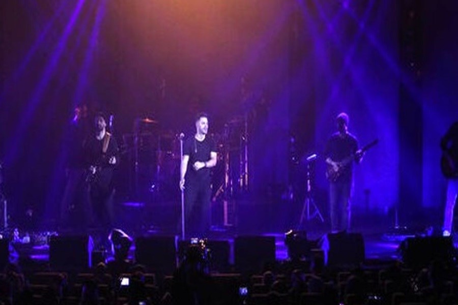 استقبال از کنسرت سیروان خسروی&#47; آهنگ معروف خوانده نشد!