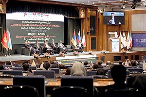 تشریح توانمندی‌های بانک صادرات ایران برای تسهیل تجارت با آسیای میان