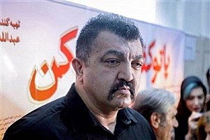 کنایه معنادار «احمد ایراندوست» به بنر جنجالی فرودگاه امام خمینی