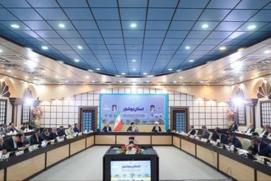 تصویر میز خدمت سفر رییس جمهور به استان بوشهر با حضور بانک ملی