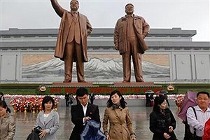 کپی جنجالی عزت الله ضرغامی از رهبر کره شمالی