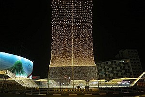 اجرای بزرگترین سقف نوری در میدان ولی‌عصر (عج)