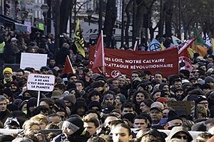 واکنش رییس شورای اطلاع رسانی دولت به برخورد پلیس با معترضان فرانسوی