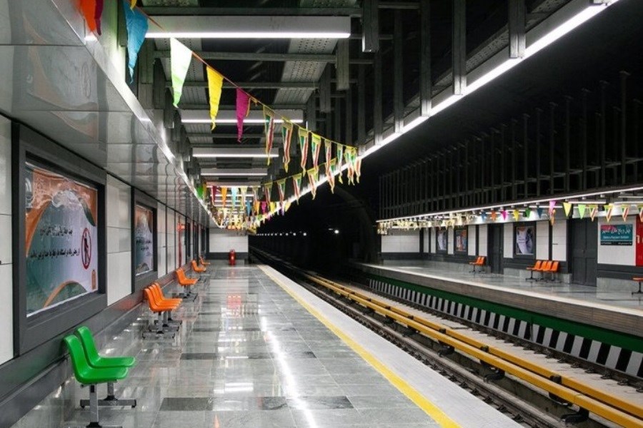 مترو تهران شب عید تا ساعت چند کار می‌کند؟