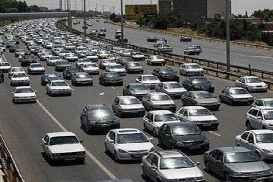 تصویر ترافیک سنگین در تمام جاده‌های شمال بجز فیروزکوه