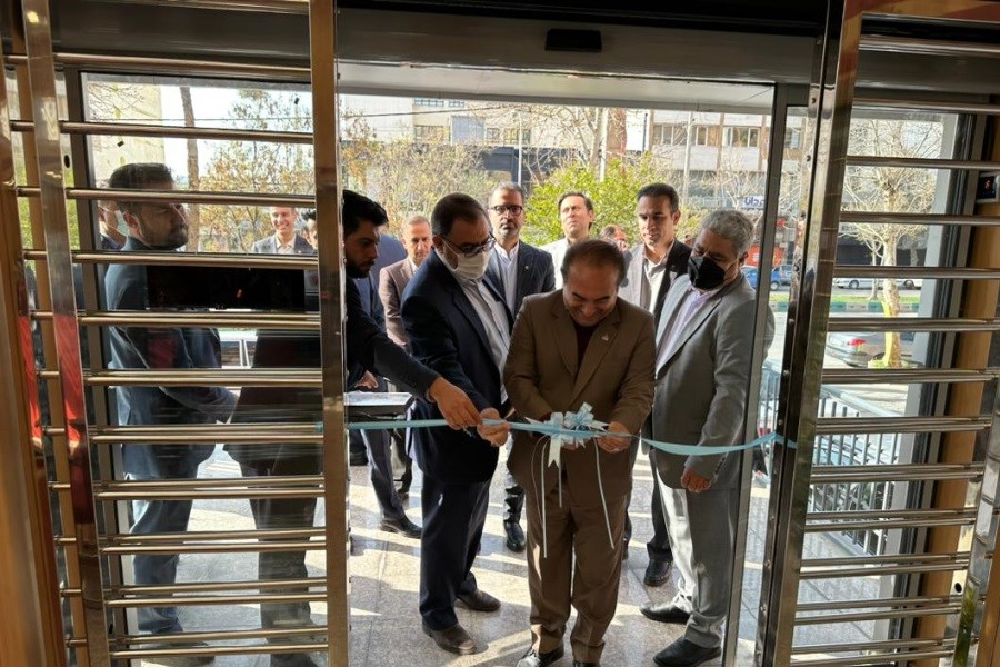 افتتاح ساختمان دفتر منطقه 57 و شعبه استقلال شیراز بانک پارسیان