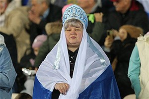 عجیب‌ترین هوادار زنِ روسیه در ورزشگاه آزادی