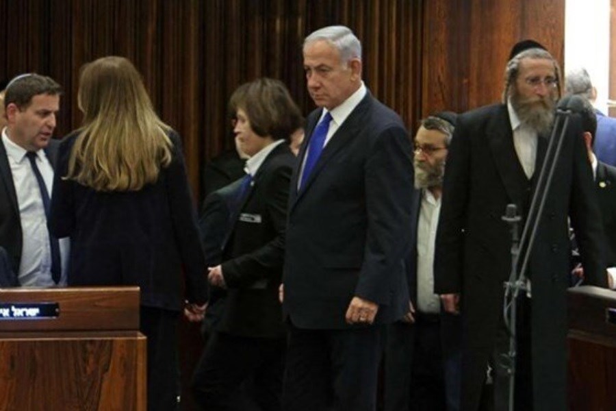 تصویر نتانیاهو تسلیم شد: باید اصلاحات قضائی را متوقف کنیم