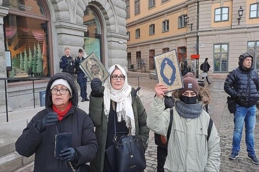 مردم سوئد خواستار ممنوعیت هتک حرمت به قرآن کریم