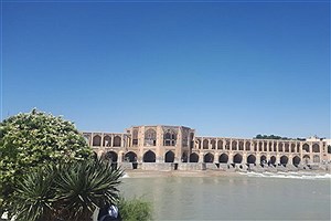آمدن آب دریای عمان به اصفهان مثل کوبیدن آخرین میخ بر تابوت این شهر است