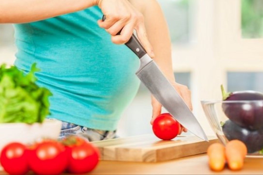 خوردن گوجه فرنگی در بارداری مفید است؟