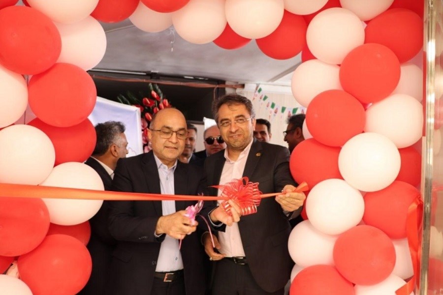 تصویر افتتاح شعبه امین بانک ملت در بزرگ ترین قطب گازی غرب آسیا