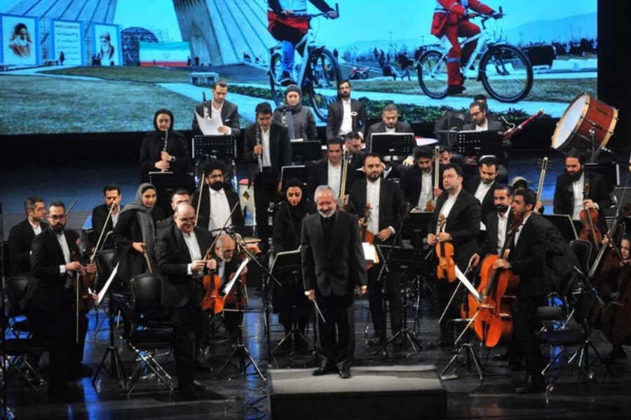 تصویر تقدیر ارکستر ملی ایران از هلال احمر