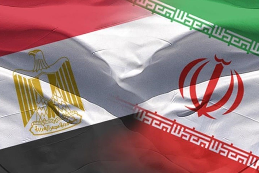 تصویر ایران و مصر اقدام به تبادل سفیر می‌کنند