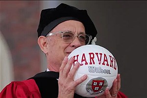 دکترای افتخاری هاروارد به تام هنکس اهدا شد