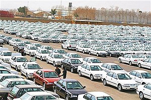 گروکشی خودروسازان برای فروش خودرو &#47; شکست وزارت صمت‌؟