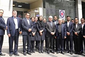 حضور اعضای هیات مدیره در شعبه برتر بانک ایران زمین