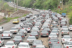 ترافیک سنگین در جاده‌های شمال همزمان با تعطیلی آخر هفته