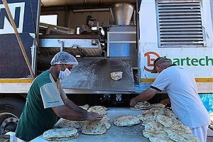 پخت روزانه ۲۰ هزار قرص نان برای زائران اربعین