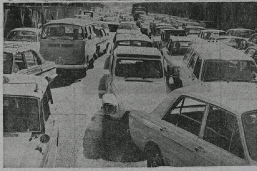 تصویر عکس پلیس زن در تهران ۵۰ سال قبل