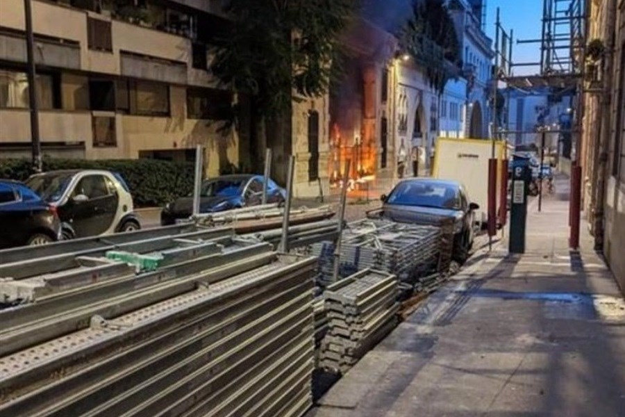 تصویر خبر فوری&#47; حمله به سفارت ایران در پاریس