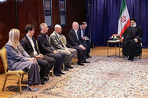 رئیس فیفا با رئیسی دیدار کرد&#47; پیشنهاد اینفانتینو برای برگزاری مسابقه تیم ستارگان جهان و ستارگان ایران به میزبانی تهران