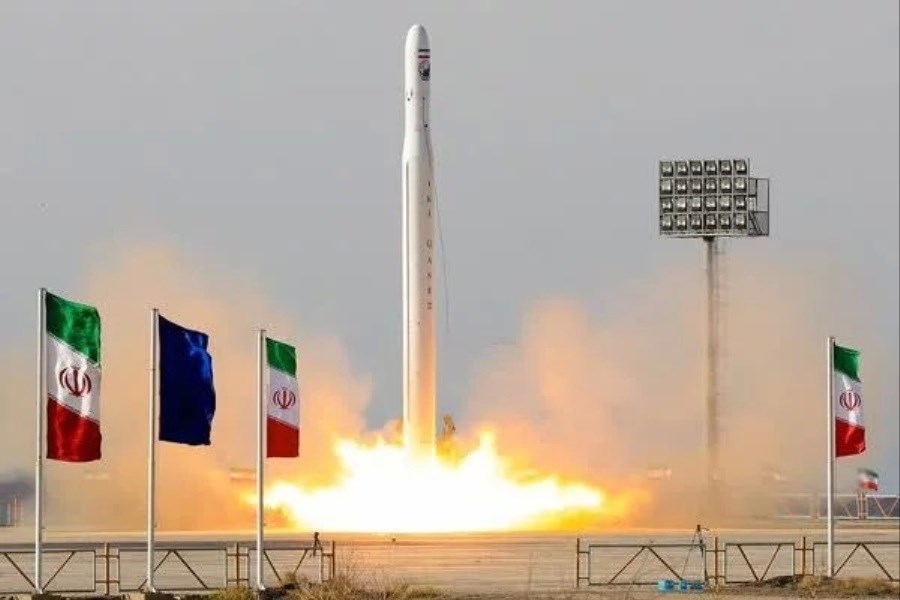 تصویر واکنش‌ کاربران مجازی به پرتاب شدن قدرت ایران در فضا