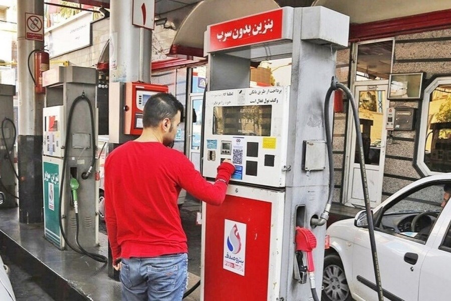 آخرین خبر از وضعیت یارانه بنزین &#47; قیمت بنزین چه تغییری می کند؟!