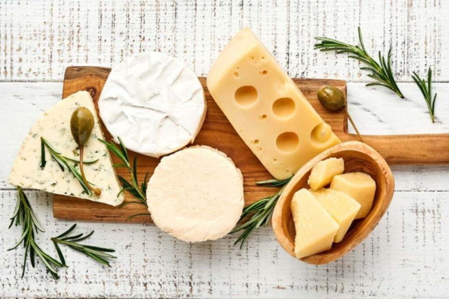 تصویر با انواع پنیر و کاربرد‌های متفاوت آن در آشپزی آشنا شوید