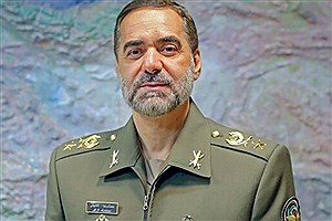 سرتیپ آشتیانی: خلیج فارس اهمیت وافری برای ایران دارد