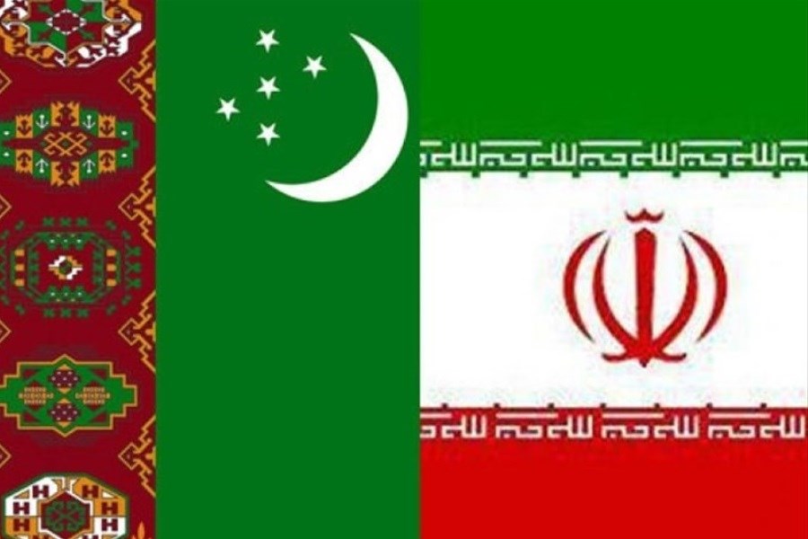 تصویر امضاء ۲ سند اجرایی به ارزش ۱ میلیارد دلار بین ایران و ترکمنستان