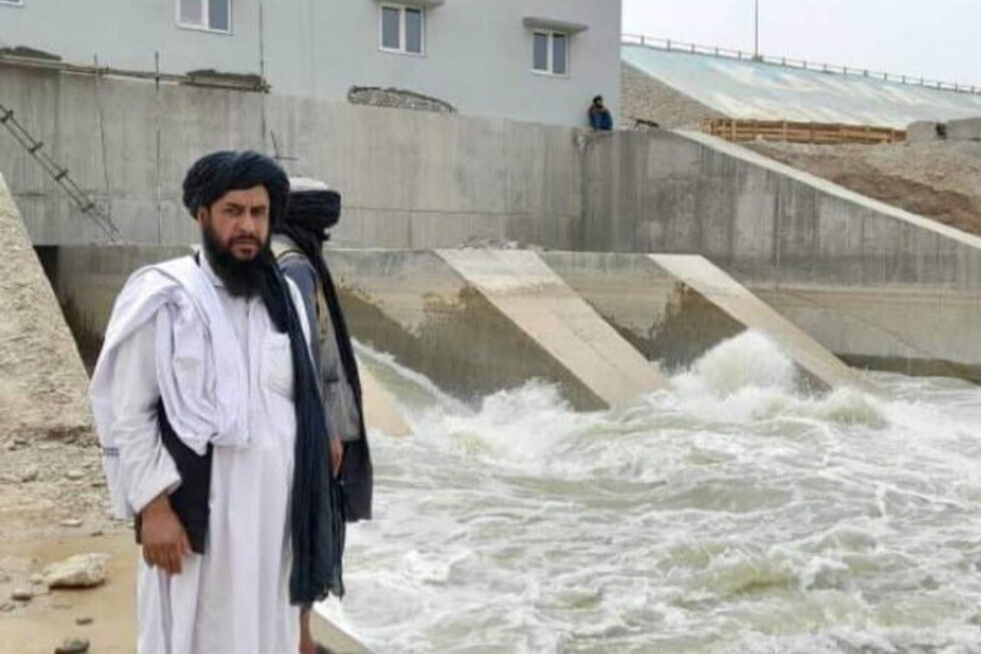 تصویر حکم فوق العاده رهبر طالبان برای ساخت یک سد جدید نزدیکی ایران