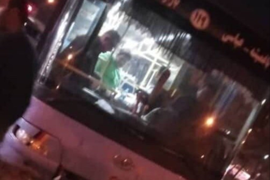 تصویر وقوع سانحه برای اتوبوس حامل هواداران تراکتور
