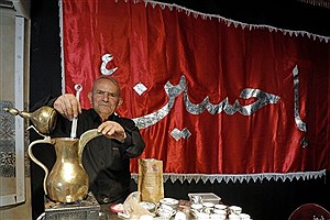 نوشیدنی محبوب، نذری ۱۷۰ساله قجری در تکیه قدیمی تهران