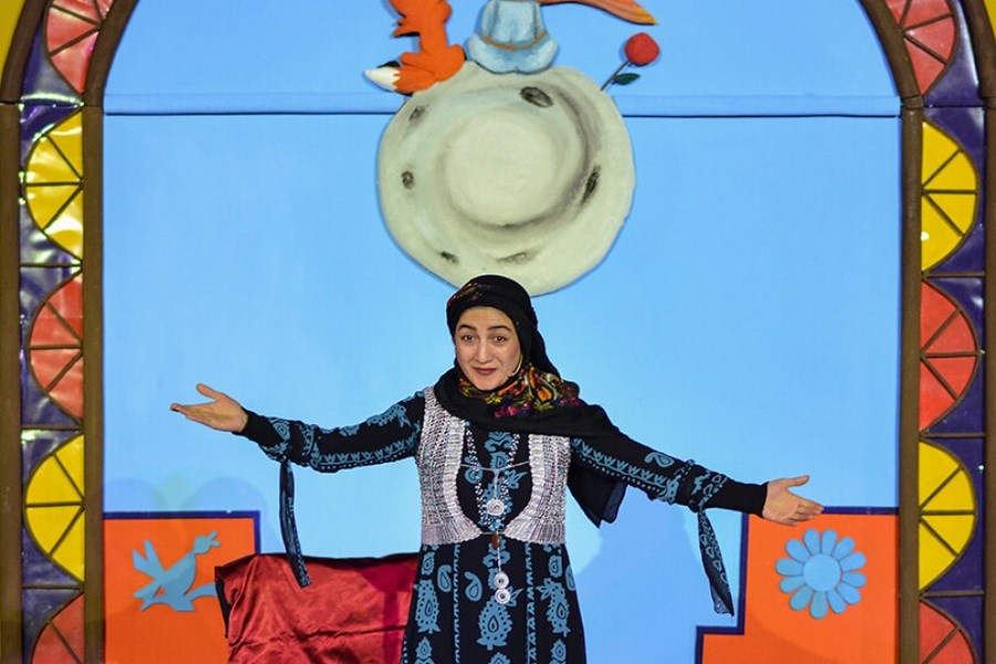 تصویر جشنواره قصه‌گویی کانون به یزد رفت