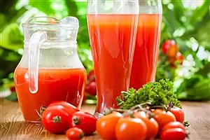 ۵ مزیت شگفت انگیز آب گوجه فرنگی برای سلامتی