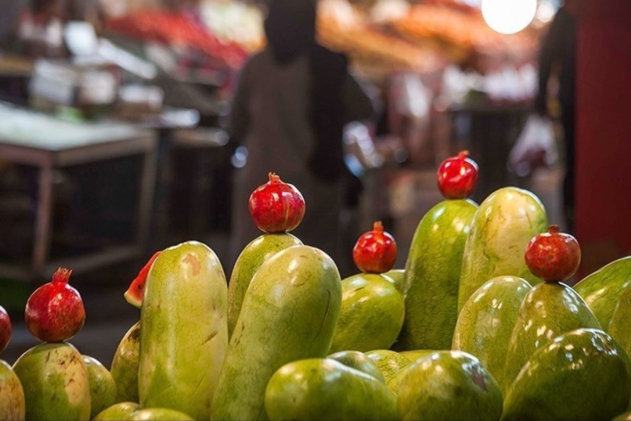 تصویر اعلام قیمت میوه‌های شب یلدا