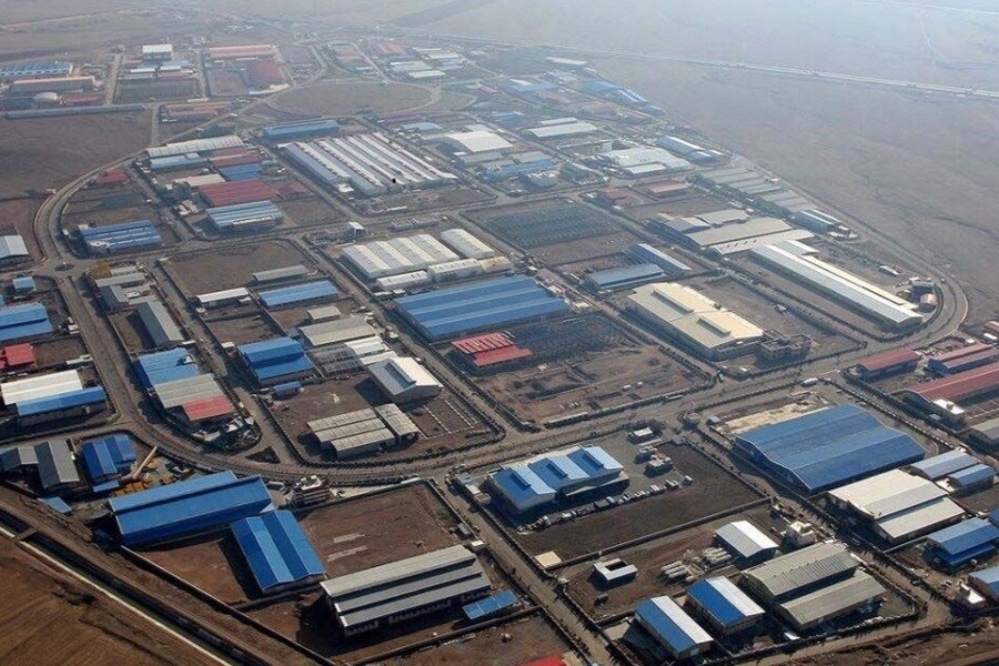 تصویر خطرات پسماند شهرک صنعتی ناجی زنجان برای محیط زیست
