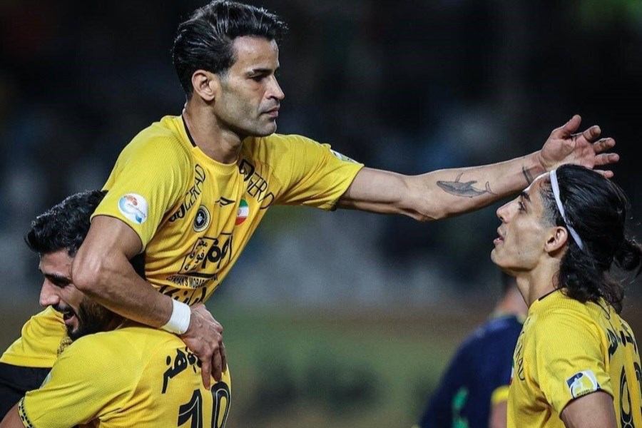 تصویر دیدار سپاهان و شمس آذر در جام حذفی لغو شد