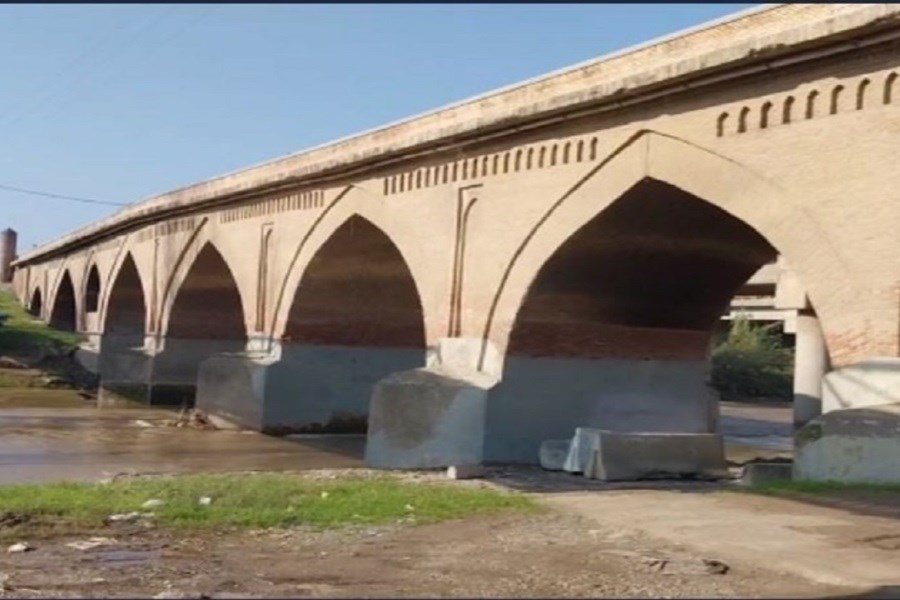 پل تاریخی محمد حسن خان هنوز روی آرامش را به خود ندیده