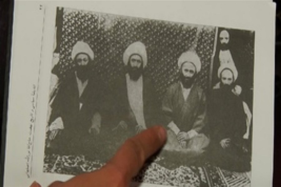 تصویر چهارم دی، سالروز شهادت پدر معنوی مشروطه ایران