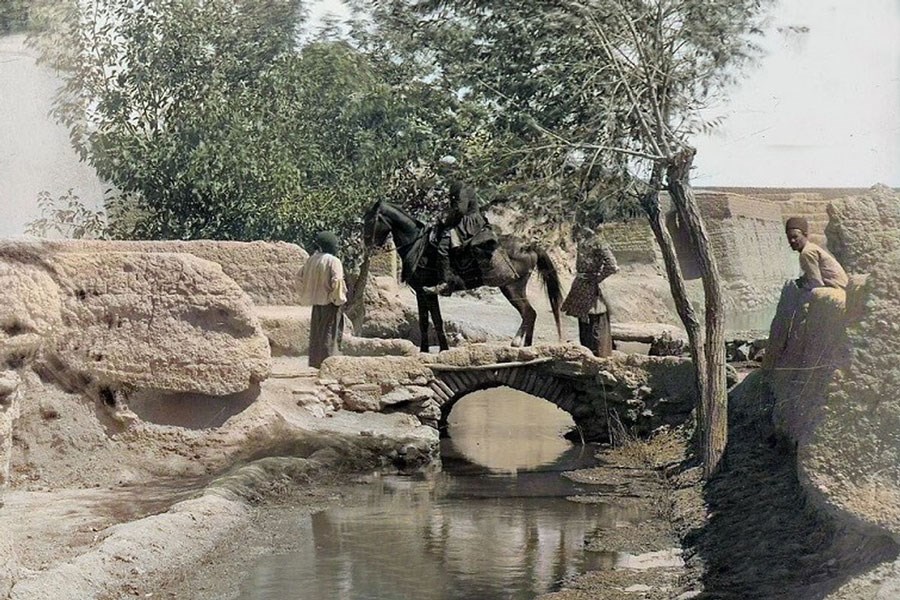 تصویر سفر به دوران قاجار؛ از عوارضی اسب‌ها در کرج تا تعزیه با کلاه شاپو!+تصاویر