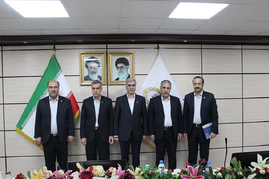 تصویر رفع موانع تولید شرکت ها، مهم ترین اولویت مدیران بانک ملی ایران در سفر به زنجان