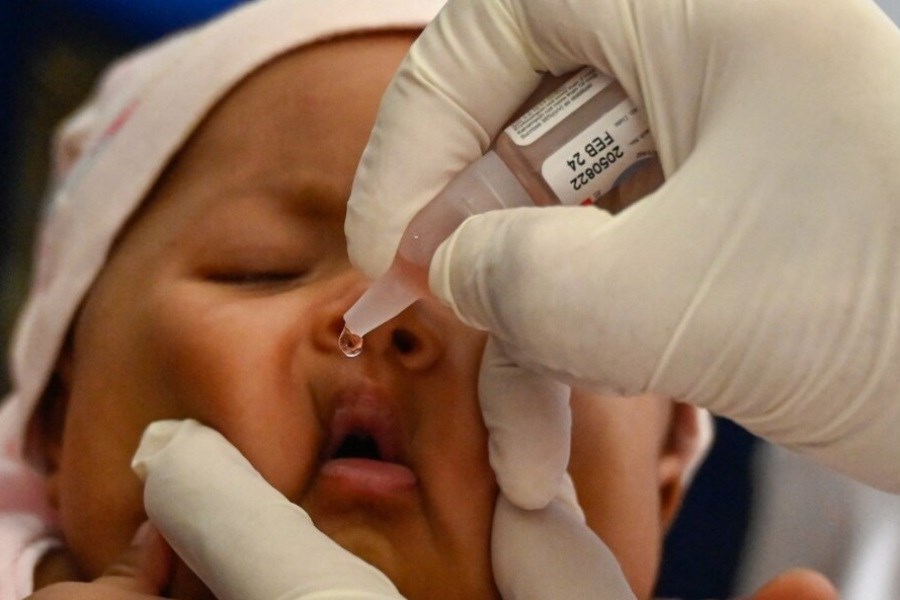 تصویر اتباع خارجی زیر پنج سال در تنگستان واکسینه خواهند شد